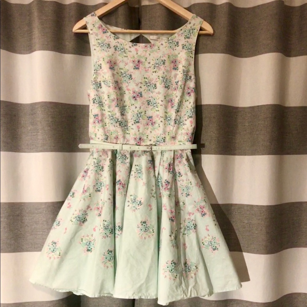 LC Lauren Conrad Floral Spring Dress